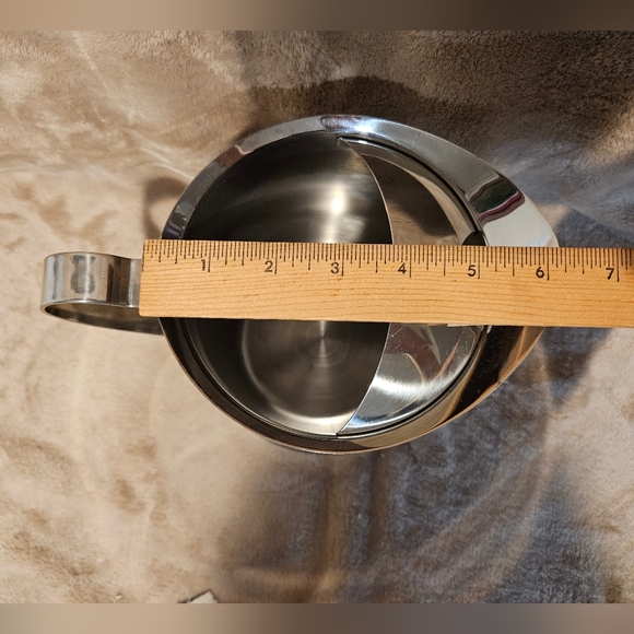 Stainless Steel 2Qt Metal Water Pitcher - Picture 6 of 8